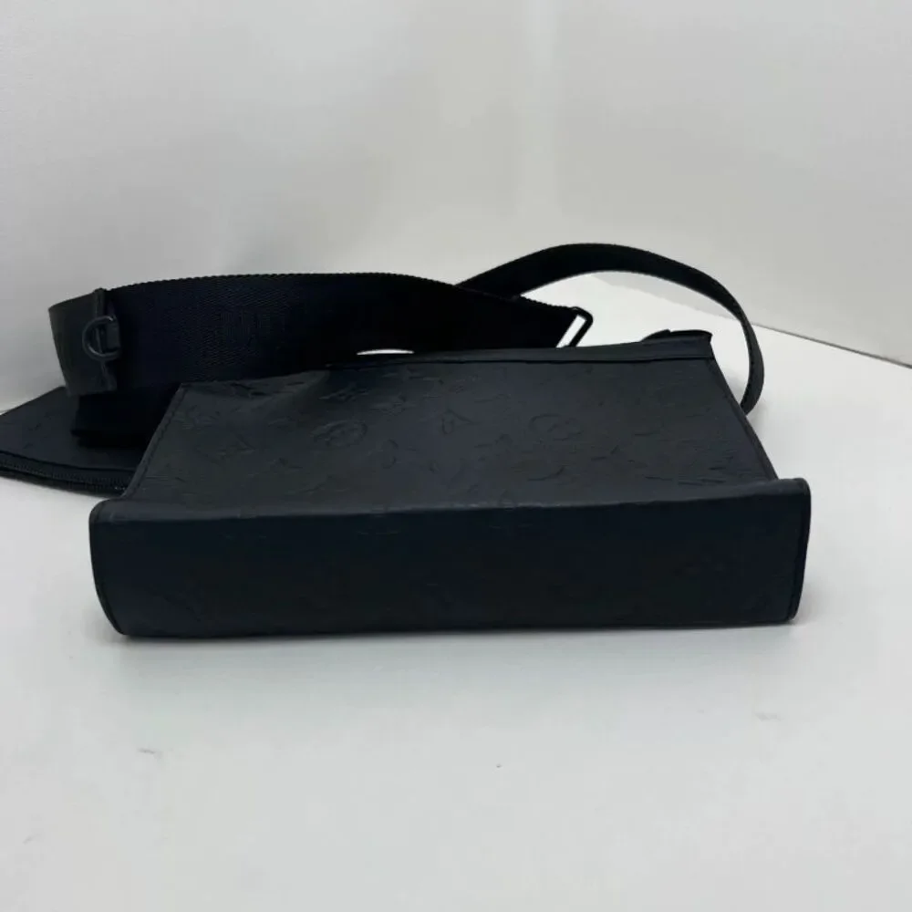Louis Vuitton Women Pre-Loved Bag Very Good Condition